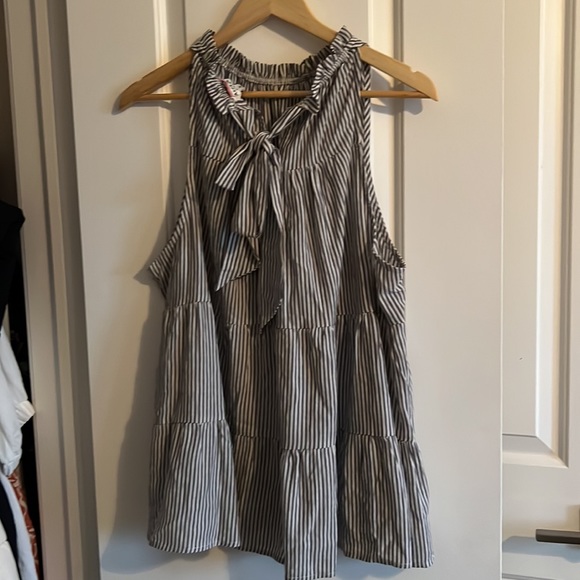 Andree by unit pinstripe halter top - NWOT - Picture 2 of 2